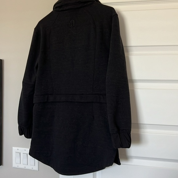 LULULEMON | Light as Warmth Jacket - 8 - Picture 4 of 5